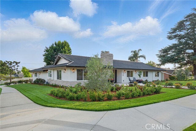 Building Photo - 830 Huerta Verde Rd