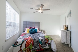 Building Photo - Skyler Ridge Apartments