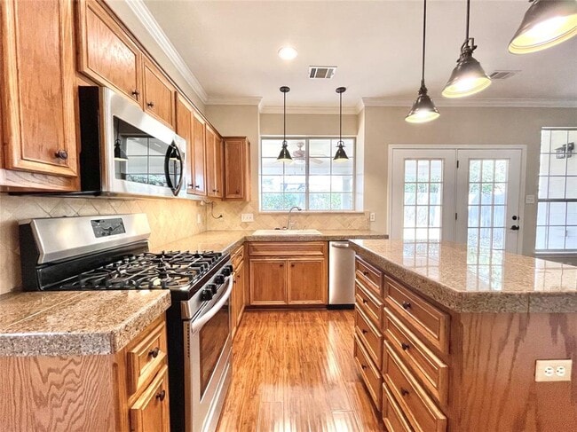 Building Photo - 1106 Briargate Dr