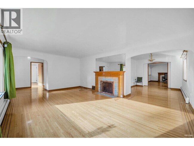 Photo du bâtiment - 2051 W 17th Ave