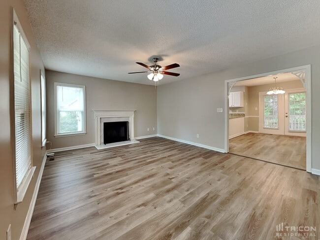 Foto del edificio - 612 Kankakee Ct