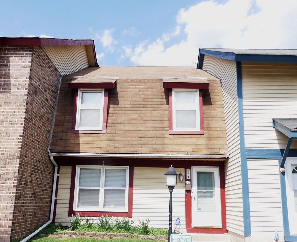 Primary Photo - Clementon 2 BR, 1.5 BA Furnished Townhouse...
