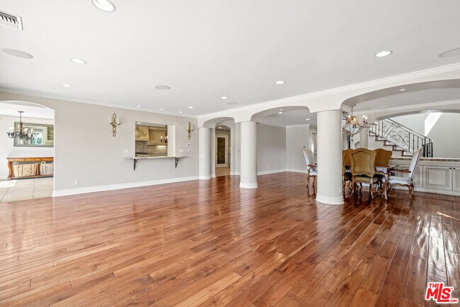 Building Photo - 3824 Charthouse Cir