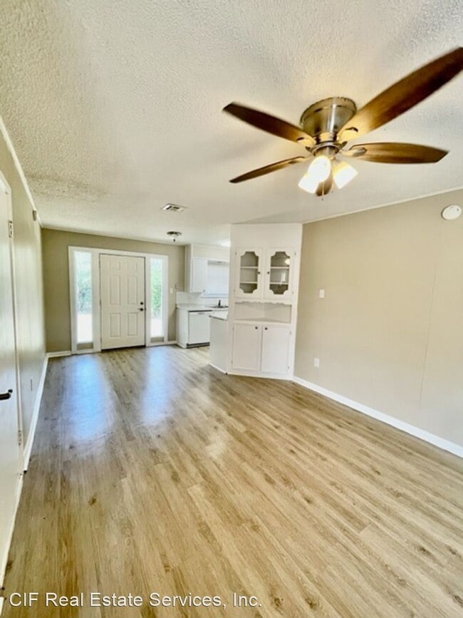 Building Photo - 3 br, 1 bath House - 816 Horseshoe Dr.