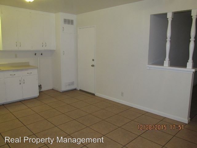 Building Photo - 3 br, 1 bath House - 202 CANANEA STREET
