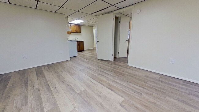 Foto del edificio - Cozy Second Floor Apartment