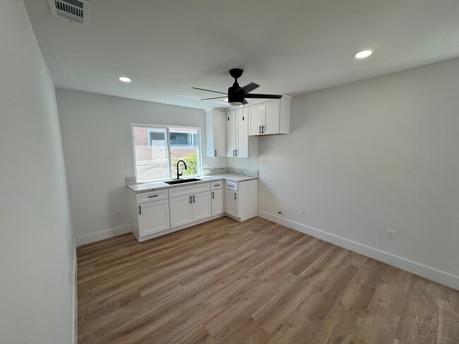 Building Photo - 4107 Shirley Ave