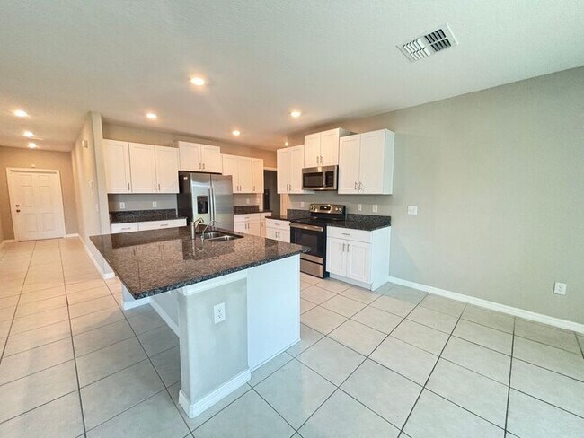 Foto del edificio - 2139 Old Mining Rd