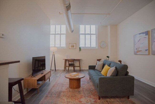 Building Photo - 50 N Illinois St