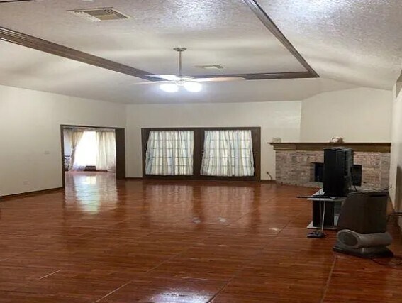 Building Photo - 1119 Meadowvale Dr