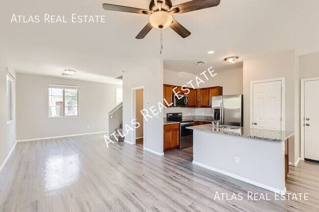 Building Photo - 6 WEEKS FREE RENT IF MOVED IN BY 8/31!  2 ...