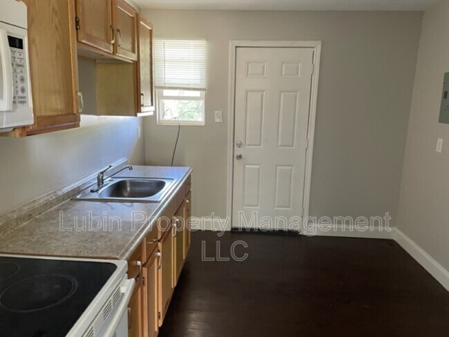 Foto del edificio - 1043 College St