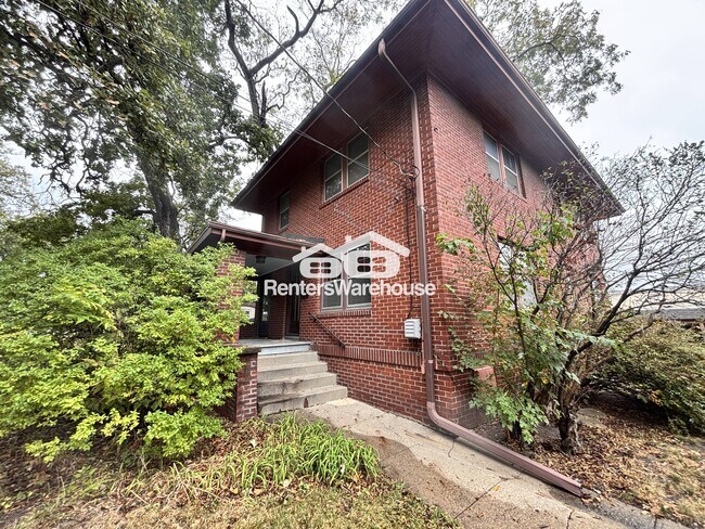 Building Photo - 10 34th St