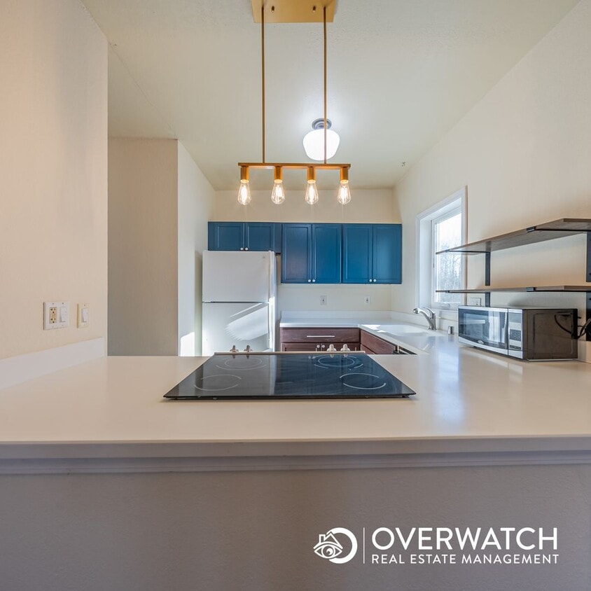 Primary Photo - top floor 1 bed 1 bath condo. In unit laundry