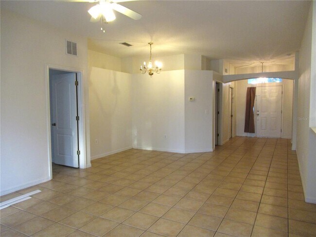 Building Photo - 7032 Monarch Park Dr