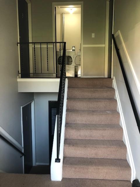 Foto del edificio - 831 Moyer Ave