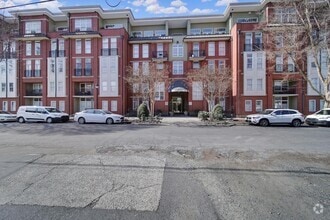Building Photo - 1320 Fillmore Ave