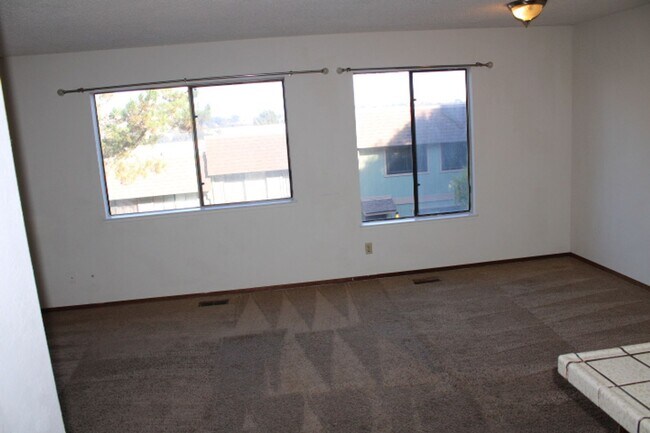 Building Photo - 22 Parkview Terrace
