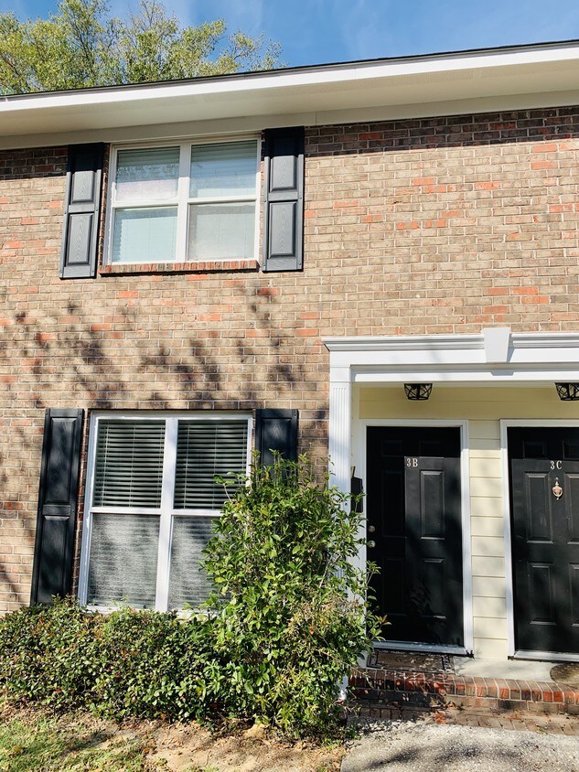 1226 Fairmont Ave, Mount Pleasant, SC 29464 Condo for Rent in Mount