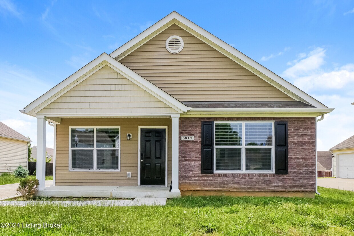 Foto principal - 5817 Bannon Crossings Dr