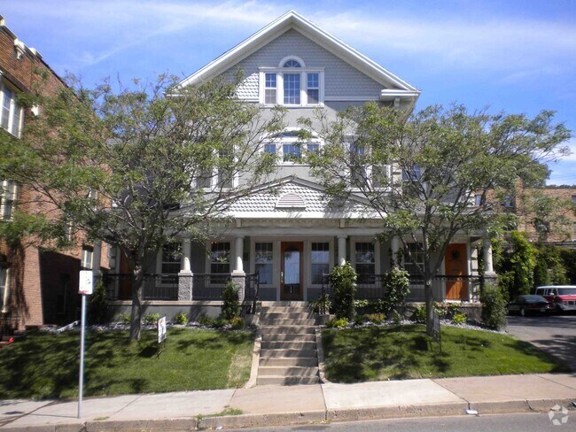 Building Photo - 514 Franklin W Ave