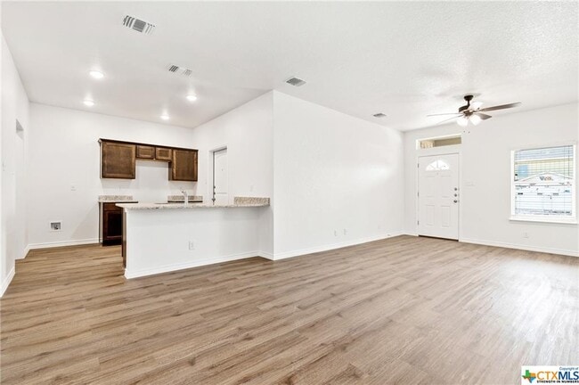 Building Photo - 3505 Abraham