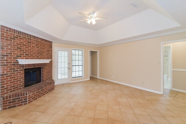 Foto del edificio - 414 Woodhaven Ct