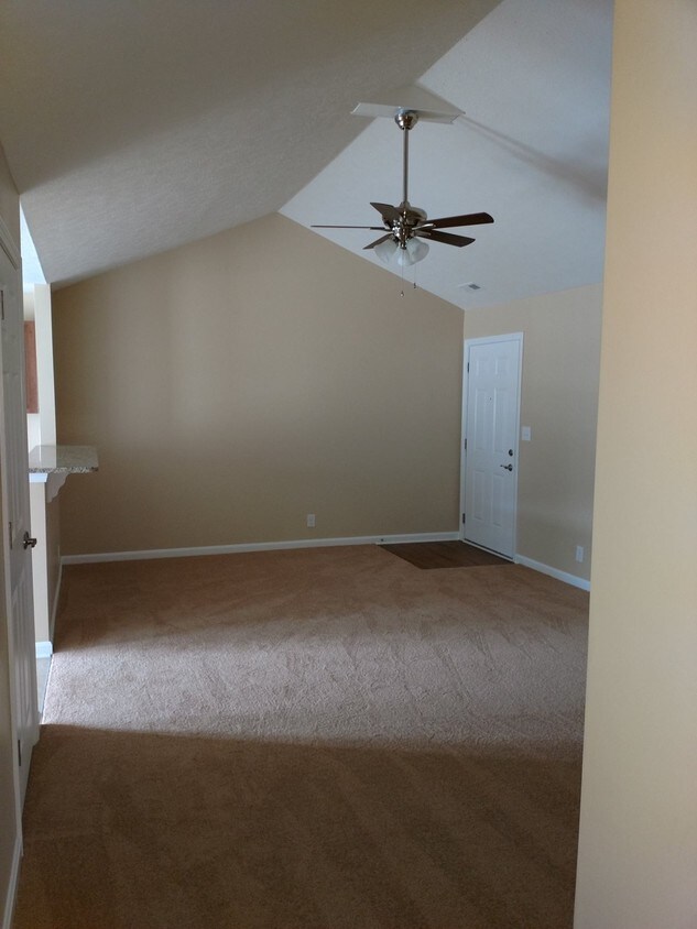 Primary Photo - 11307 Breeze Cir