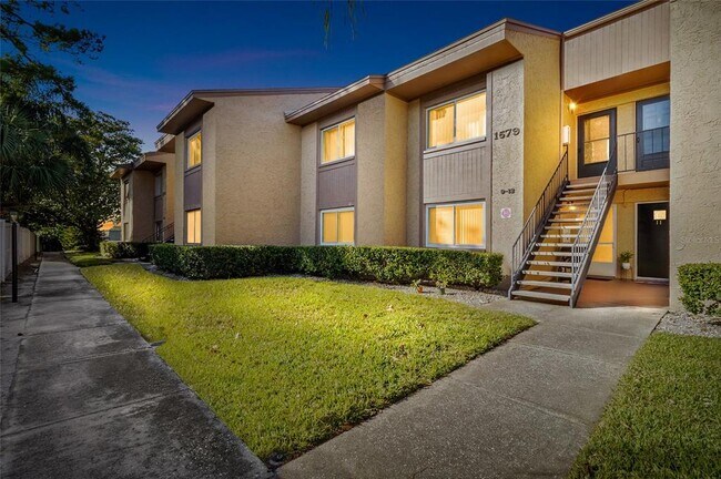 Foto del edificio - 1579 Greenlea Dr