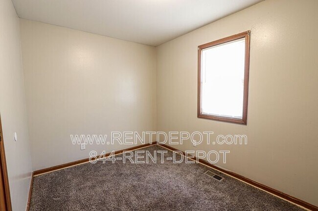 Foto del edificio - 1622 Rheinhardt Ave