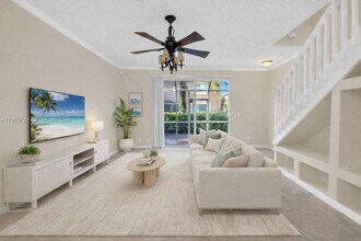 Building Photo - 2142 Madeira Dr