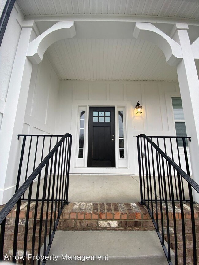 Building Photo - 4 br, 3.5 bath House - 1088 River Oaks Blvd
