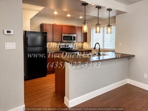 Building Photo - NO DEPOSIT option available for qualified renters!