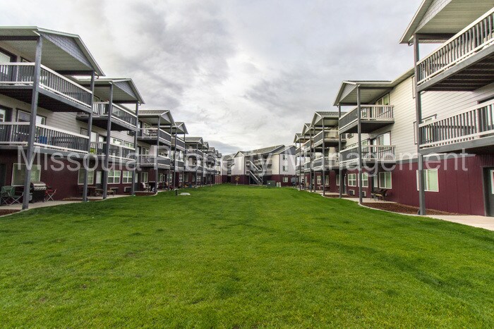 Foto principal - 3810 Mullan Rd
