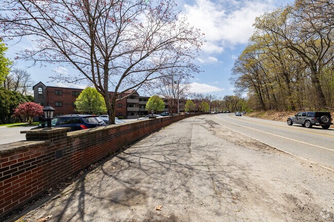 325 First Street Boulevard Lowell, MA - 325 First Street Boulevard