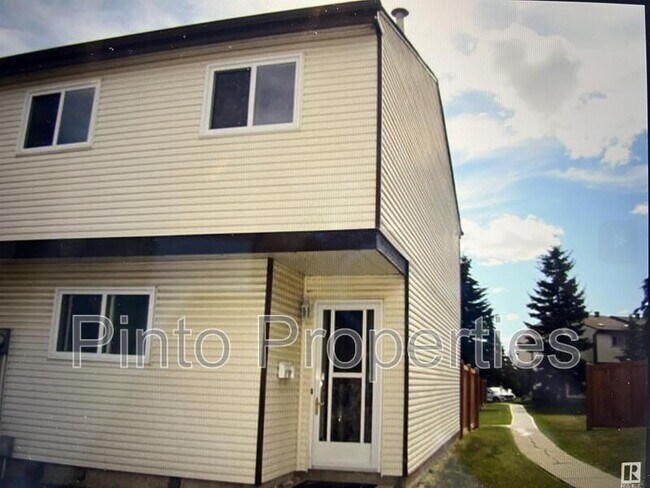 Photo du bâtiment - 1310 Lakewood Rd W Northwest