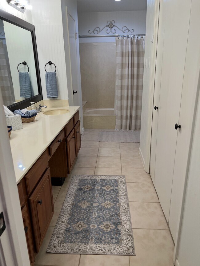 Foto del edificio - 1814 Veranda Dr