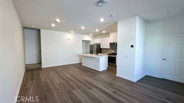 Building Photo - 3943 E Carmel Privado