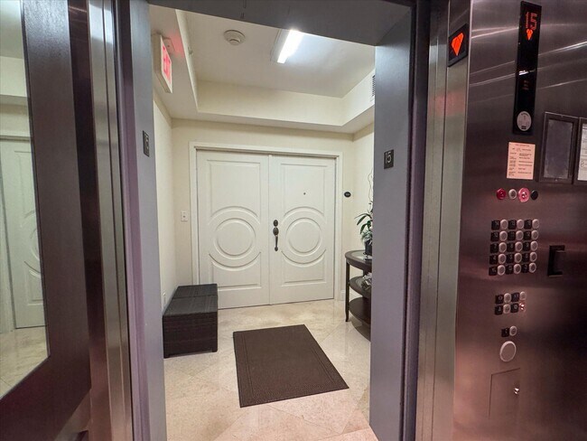 Foto del edificio - 801 Briny Ave