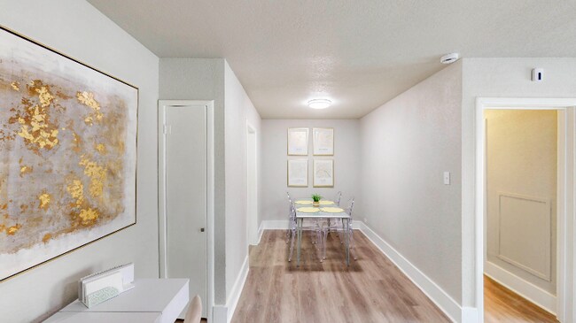 Foto del edificio - 128 Claremont Ave