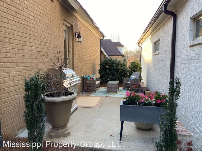 Foto del edificio - 3 br, 2.5 bath House - 211 Siena Lane