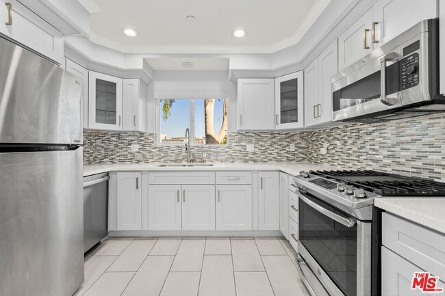 Building Photo - 11909 Laurelwood Dr