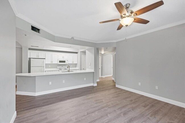 Building Photo - 5691 Bentgrass Dr