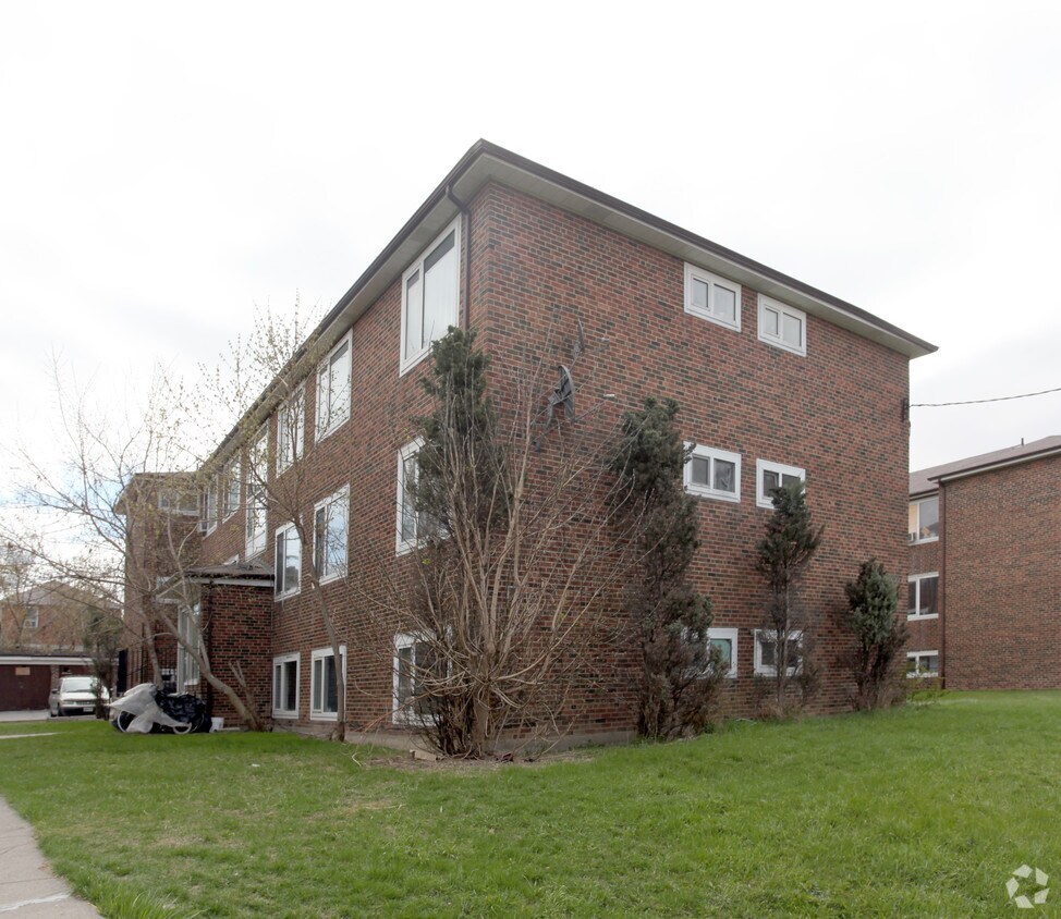 Building Photo - 2255 Jane St