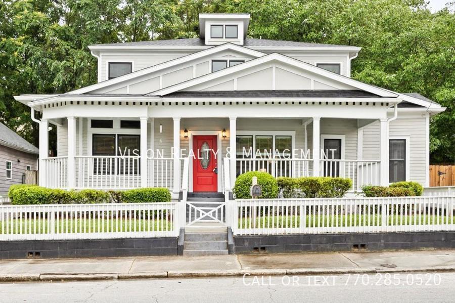 Primary Photo - Stunning 5 BR Summerhill Home!