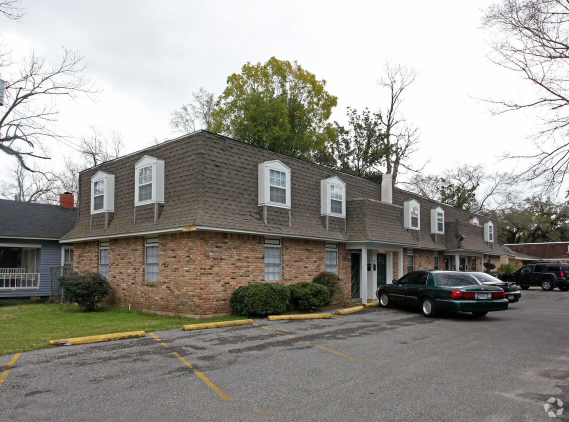 Primary Photo - 1213 New Saint Francis St