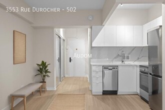 Building Photo - 3553 Rue Durocher