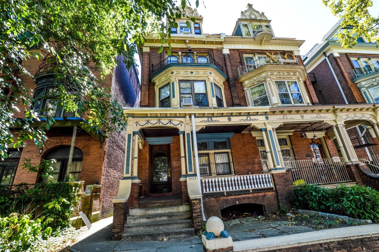 Street View - 3924 Spruce St