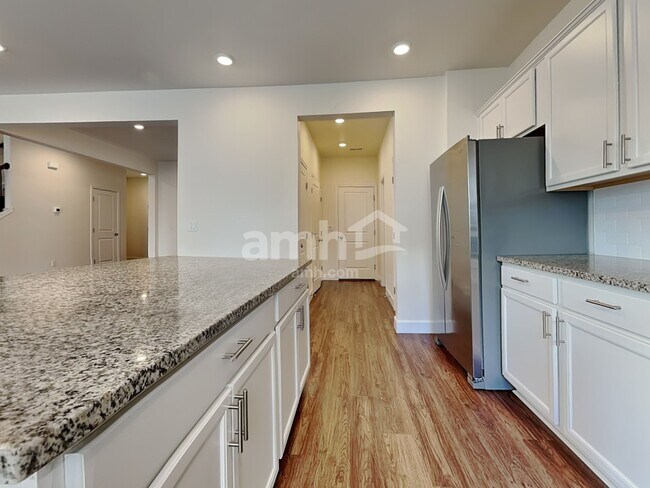 Foto del edificio - 9245 Shootingstar Street SE