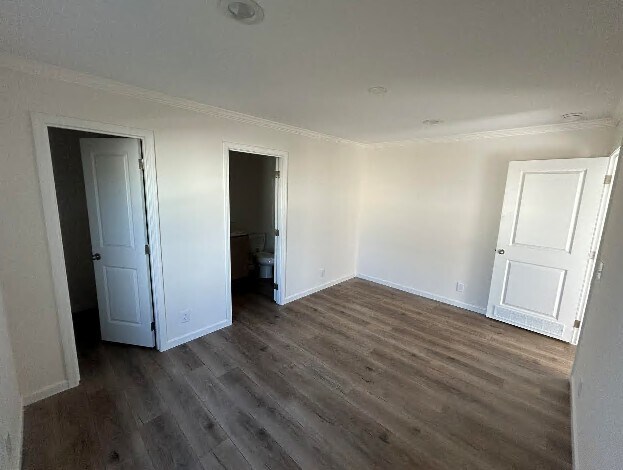 Building Photo - 3220 Sutton Ln